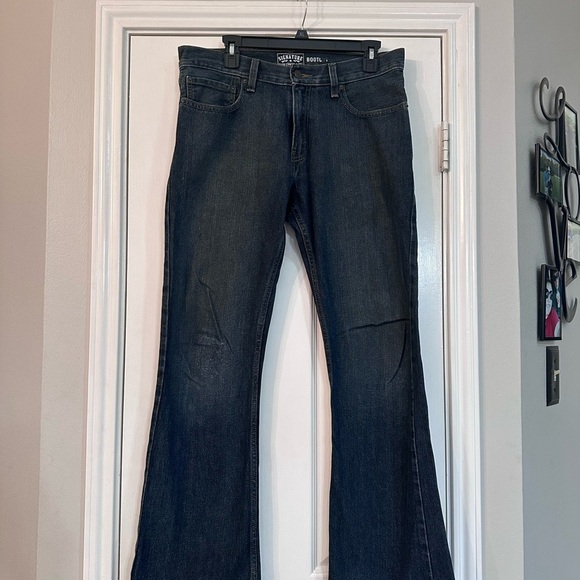 Signature by Levi Strauss Men's Bootcut Jeans - Picture 1 of 6